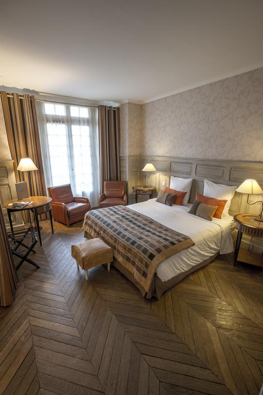 Suite,188517437:JPEG
